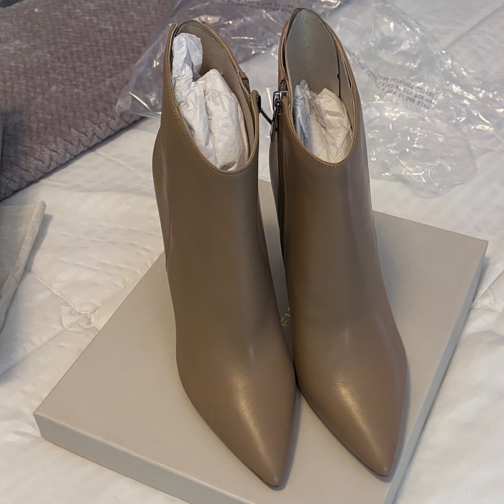 Marc Fisher LTD Mella Natural Leather Bootie